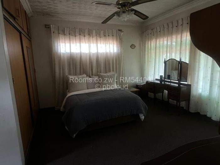 Room to Rent in Ashdown Park, Harare