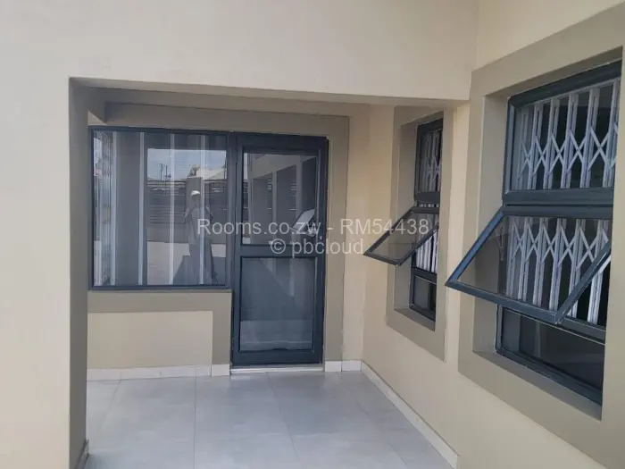 Room to Rent in Madokero Estates, Harare