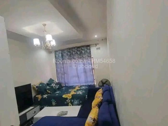 Room to Rent in Madokero Estates, Harare
