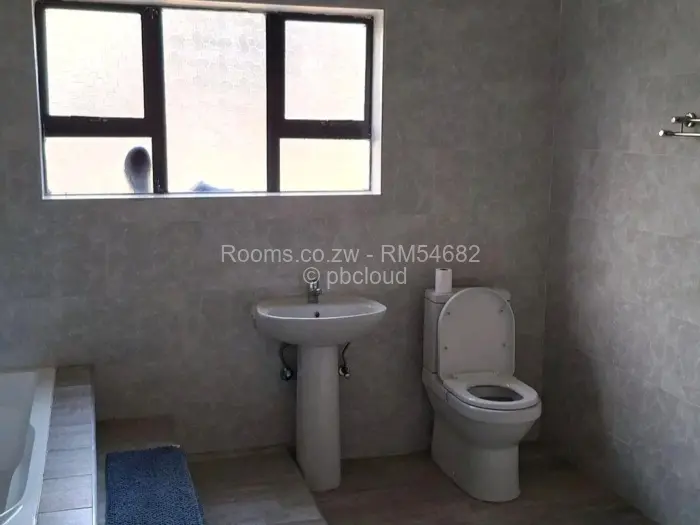 Room to Rent in Greystone Park, Harare