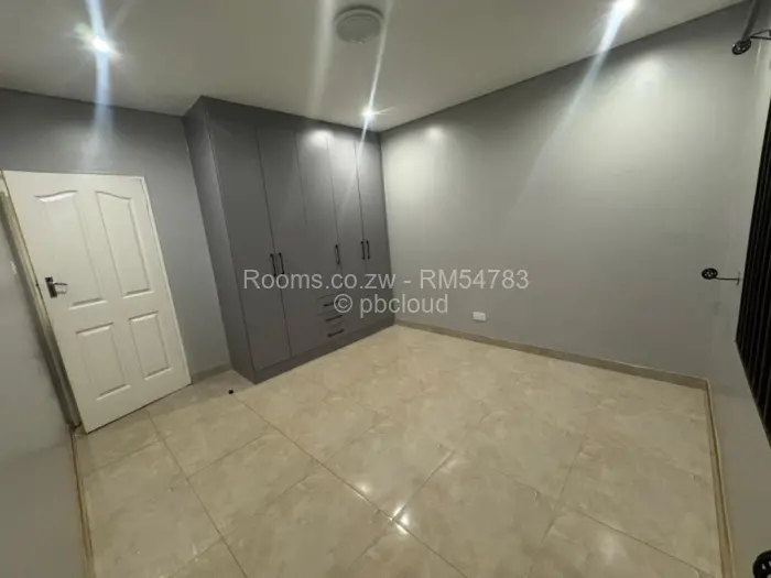 Room to Rent in Ashdown Park, Harare