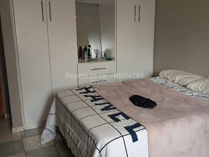 Room to Rent in Madokero Estates, Harare