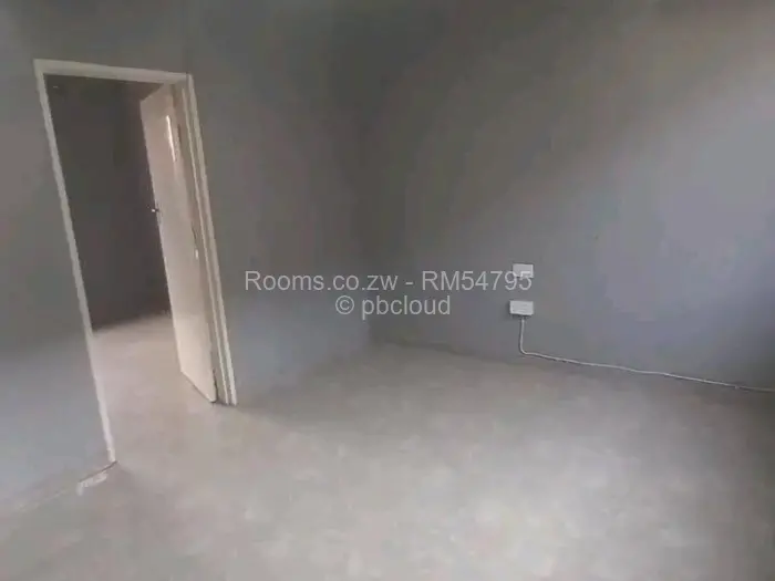 Room to Rent in Warren Park, Harare