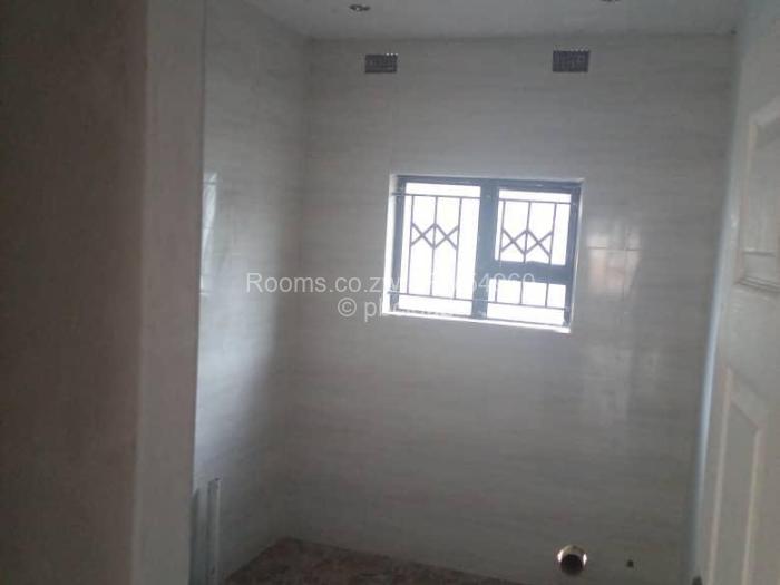 Room to Rent in Ashdown Park, Harare