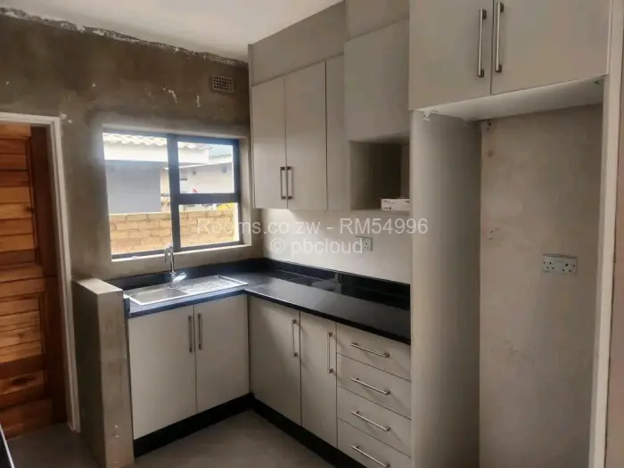 Room to Rent in Aspindale Park, Harare