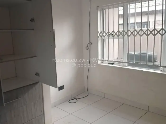 Room to Rent in Madokero Estates, Harare