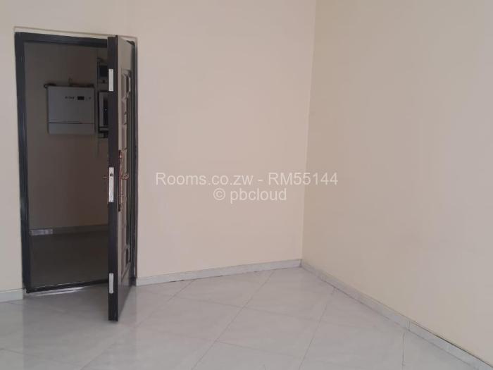 Room to Rent in Madokero Estates, Harare