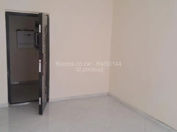 Room to Rent in Madokero Estates, Harare
