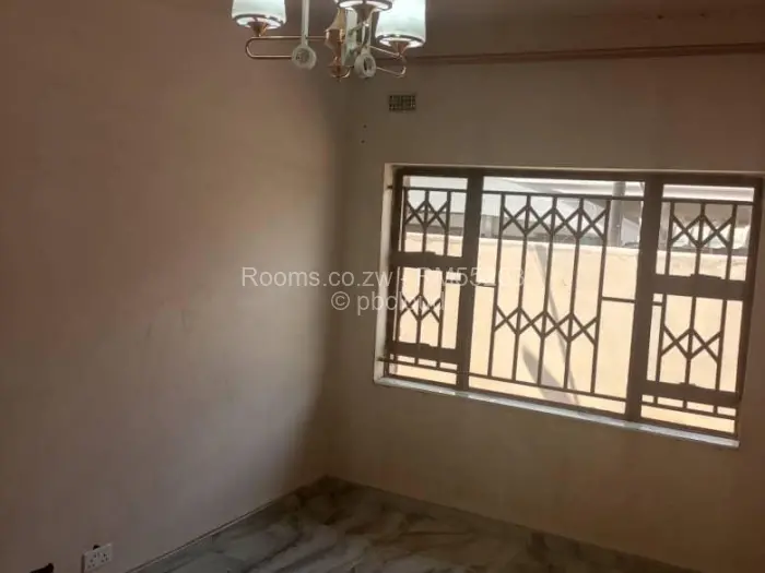 Room to Rent in Madokero Estates, Harare