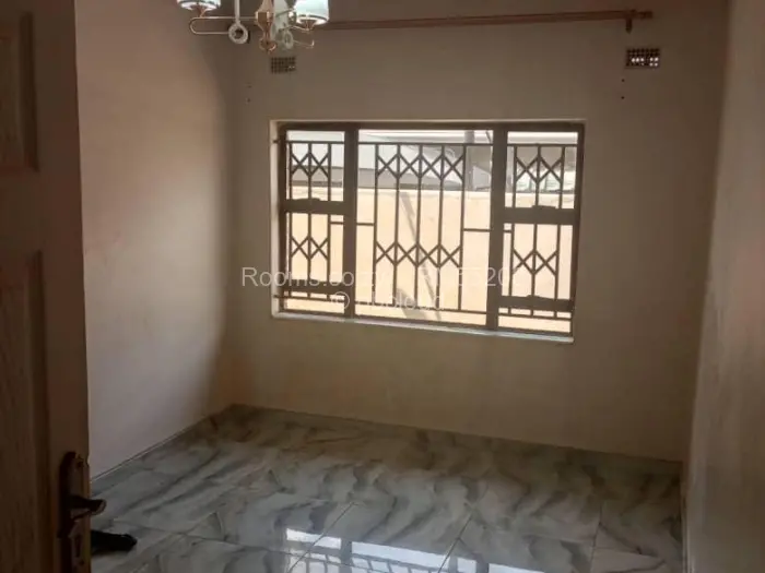 Room to Rent in Madokero Estates, Harare