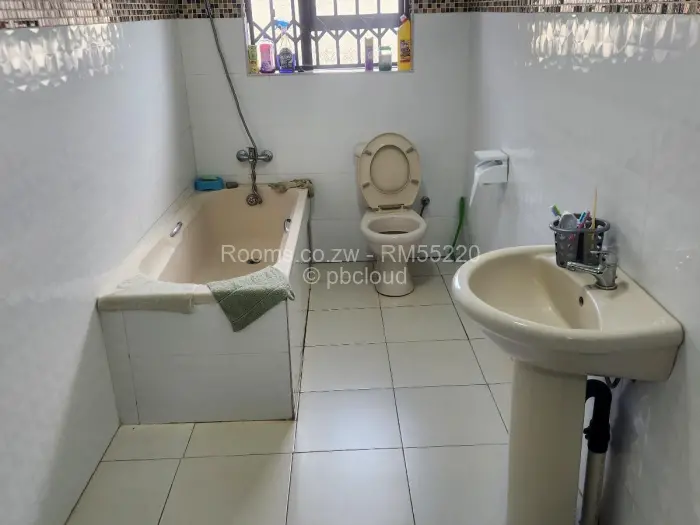 Room to Rent in Glaudina, Harare