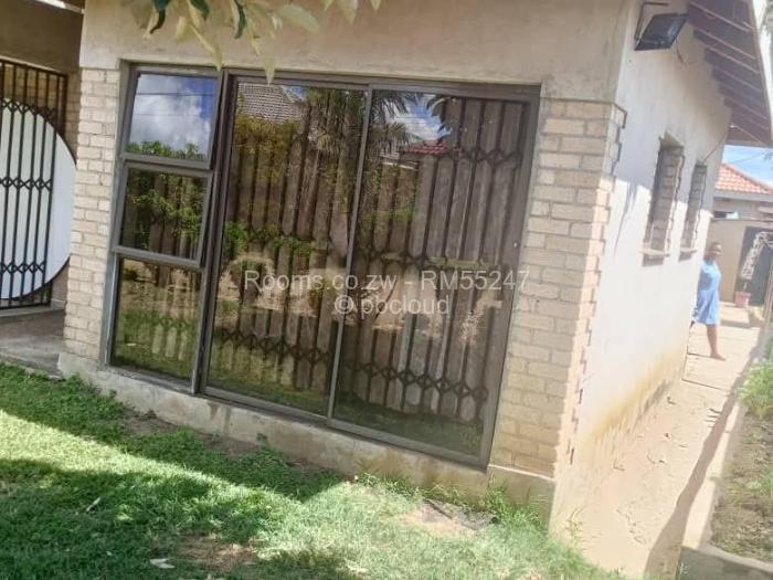 Room to Rent in Madokero Estates, Harare