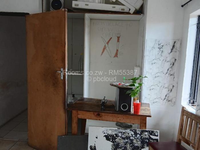 Room to Rent in Matidoda, Harare