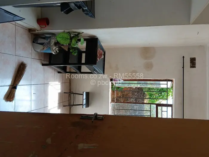 Room to Rent in Matidoda, Harare