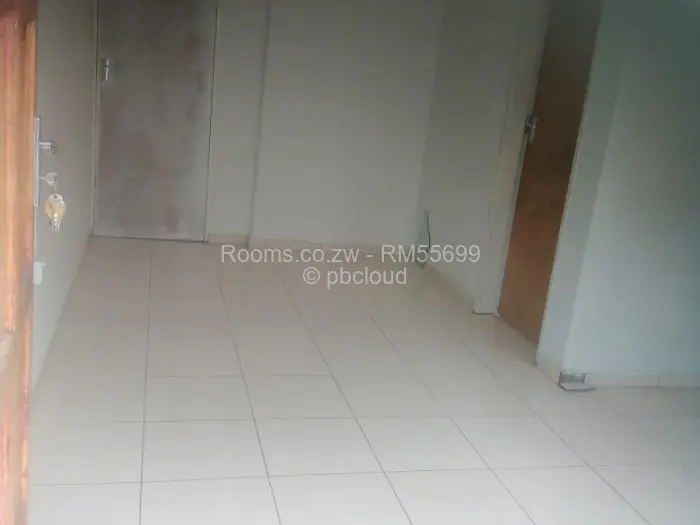 Room to Rent in Madokero Estates, Harare