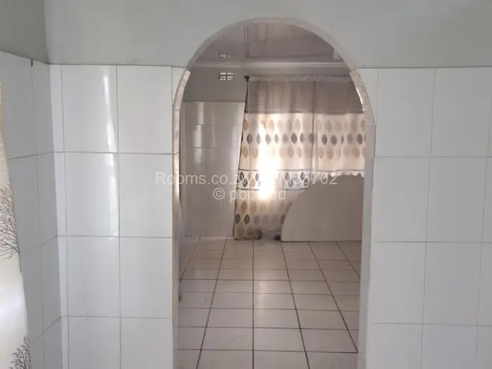 Room to Rent in Monavale, Harare