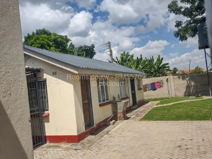 Room to Rent in Monavale, Harare