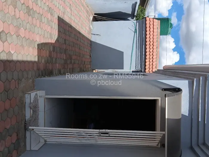 Room to Rent in Madokero Estates, Harare