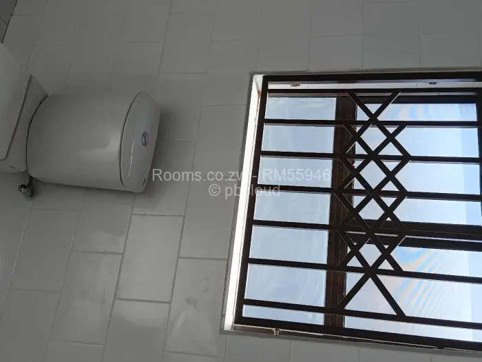 Room to Rent in Madokero Estates, Harare