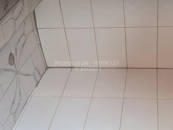 Room to Rent in Mahatshula, Bulawayo