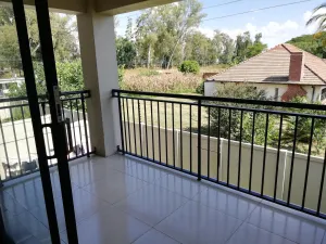 Flat/Apartment to Rent in Newlands