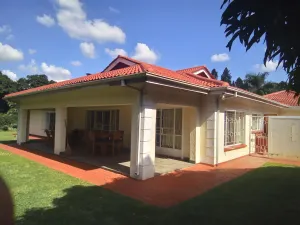 Townhouse/Complex/Cluster to Rent in Borrowdale