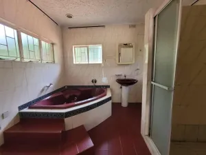 House to Rent in Avondale