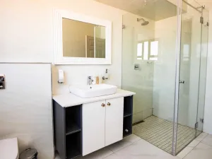 Townhouse/Cluster to Rent in Newlands