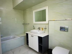 Townhouse/Cluster to Rent in Newlands