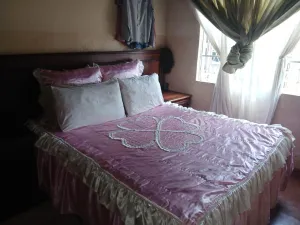 4 Bedroom House to Rent in Glen View