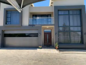 Flat/Apartment for Sale