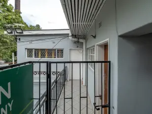 Office to Rent in Chisipite