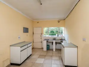 Office to Rent in Chisipite