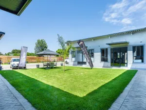 Commercial Property to Rent in Greendale