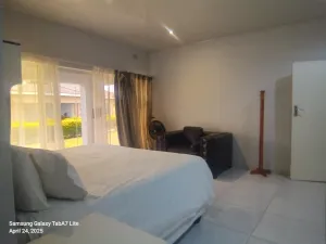 4 Bedroom House to Rent in Arlington