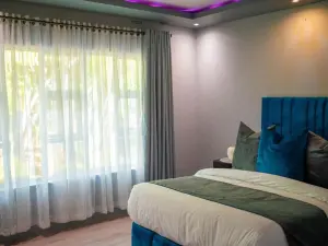 5 Bedroom House to Rent in Chisipite