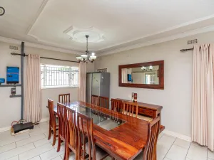 3 Bedroom House to Rent in Emerald Hill