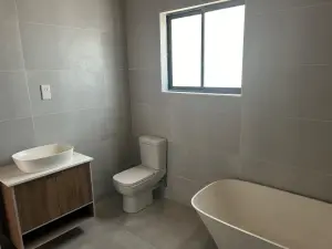 4 Bedroom House to Rent in Chisipite