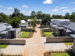 Townhouse/Complex/Cluster for Sale