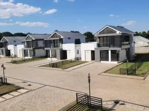 Townhouse/Complex/Cluster for Sale