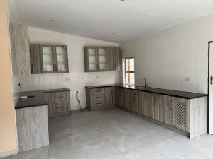 4 Bedroom House to Rent in Arlington