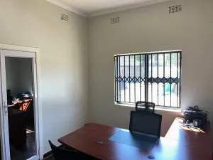 Commercial Property to Rent in Eastlea