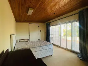 1 Bedroom Cottage/Garden Flat to Rent in Emerald Hill