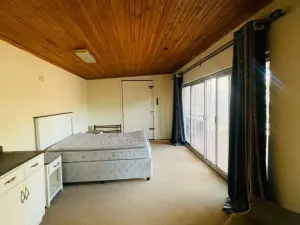 1 Bedroom Cottage/Garden Flat to Rent in Emerald Hill