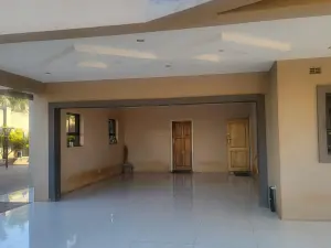 Commercial Property to Rent in Pomona