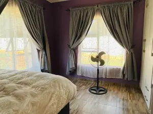 3 Bedroom House to Rent in Mount Pleasant