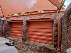 Townhouse/Complex/Cluster to Rent in Newlands
