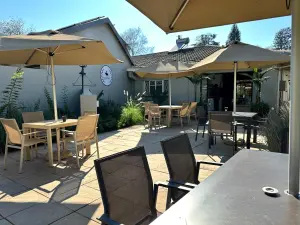 Commercial Property to Rent in Vainona
