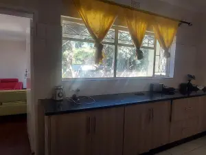 5 Bedroom House to Rent in Kambanji