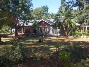 5 Bedroom House to Rent in Kambanji